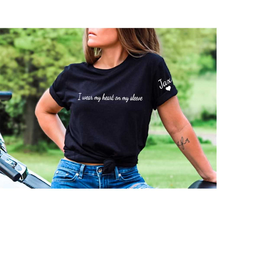 MR-2992023142652-i-wear-my-heart-on-my-sleeve-t-shirt-custom-mama-shirt-with-black.jpg