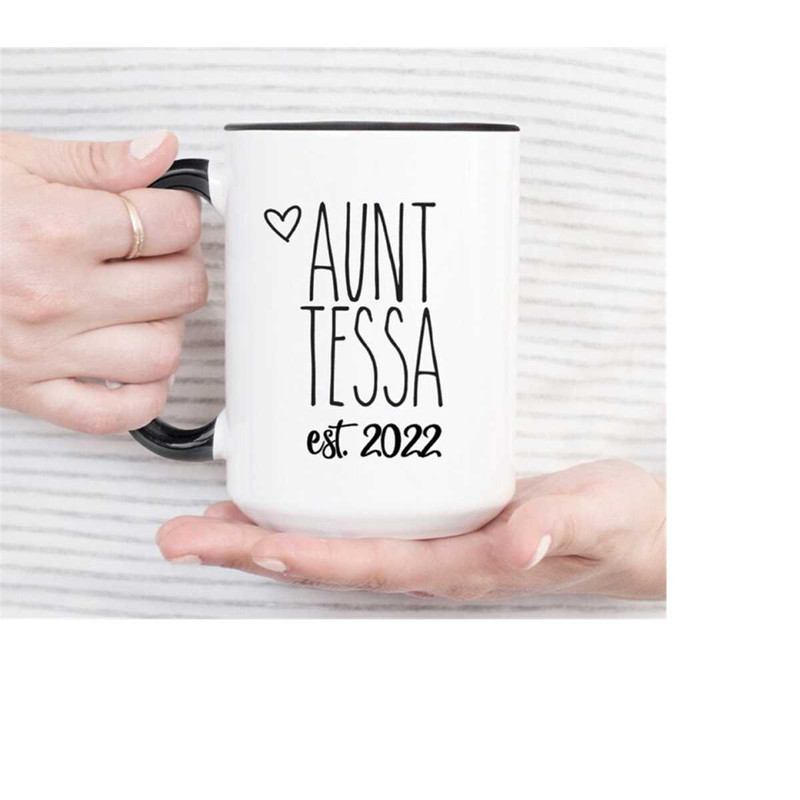 MR-2992023155246-aunt-est-2022-mug-mug-for-new-aunt-new-aunty-gift-christmas-image-1.jpg