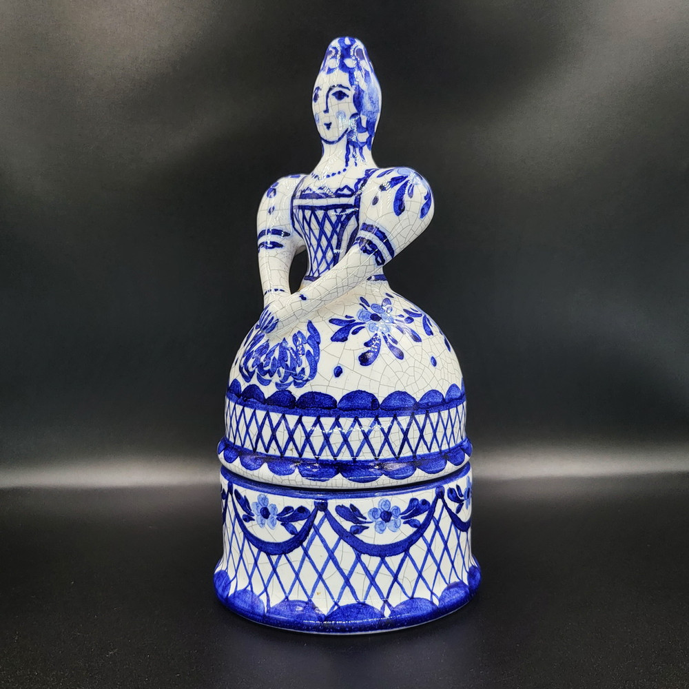 3 Vintage GZHEL Porcelain decorative Box Casket LADY Hand Painted.jpg