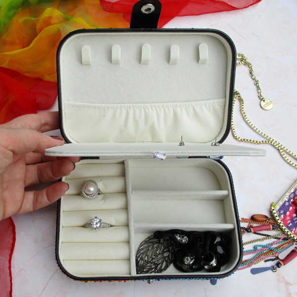 jewelry-case.JPG