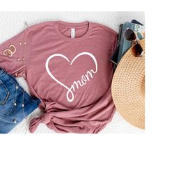Mom Heart Shirt, Shirts for Moms, Trendy Mom T-Shirts, Best Life Shirt, Cute Mom Shirt, Mama Shirt, Cool Mom Shirts, Bes