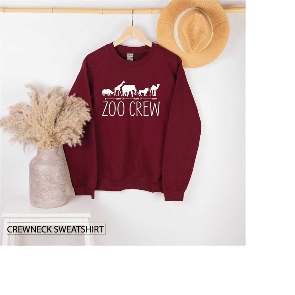 MR-30920239634-crewneck-sweatshirt-zoo-crew-animal-keeper-wild-life-image-1.jpg