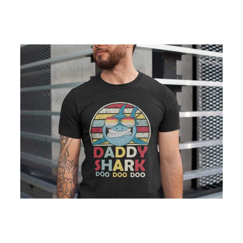 MR-3092023111942-daddy-shark-shirt-dad-shark-t-shirt-pappy-shark-t-shirt-image-1.jpg