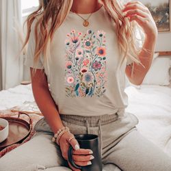 spring watercolor flower shirt, aesthetic flower t-shirt, botanic shirt, floral woman shirt, floral boho shirt, mama shi