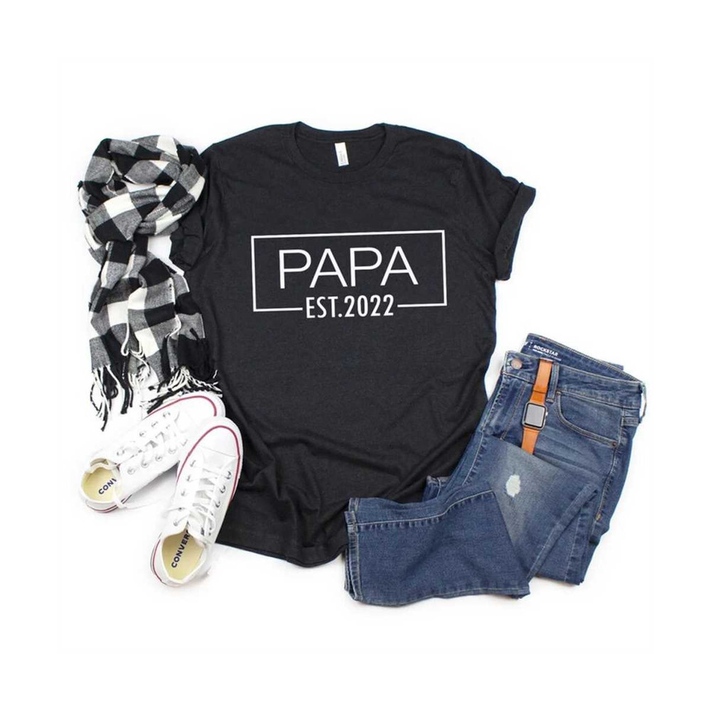 MR-30920231260-papa-est-2022-promoted-to-grandpa-gift-for-papa-fathers-image-1.jpg