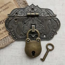 Antique Latches Catches Hasps Solid Clasp Buckles Agraffe Small Lock For Wooden Box Hardware,75*78mm