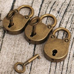 1Set Metal Old Vintage Style Mini Padlock Small Luggage Box Key Lock Copper Color Lot Of 3 Home Usage Hardware 37*23mm