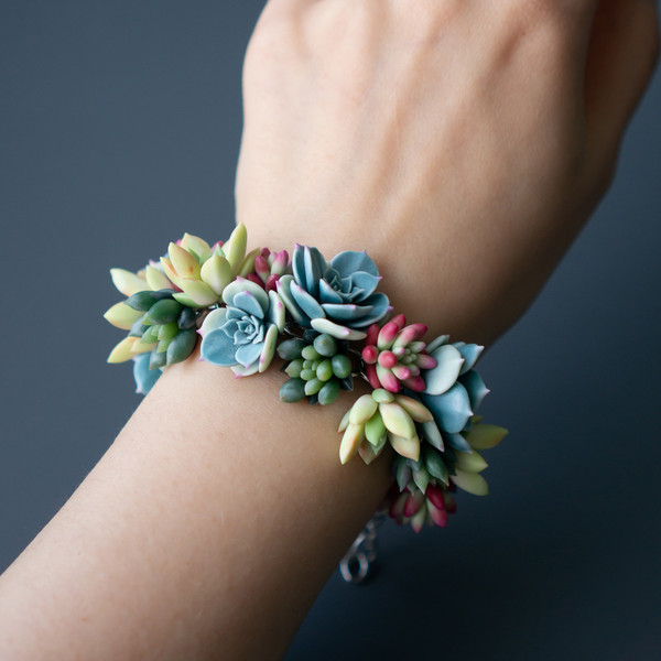 1_echeveria_abalone_succulent_bracelet-handmade-jewelry-by-fly-bunny-studio.jpg