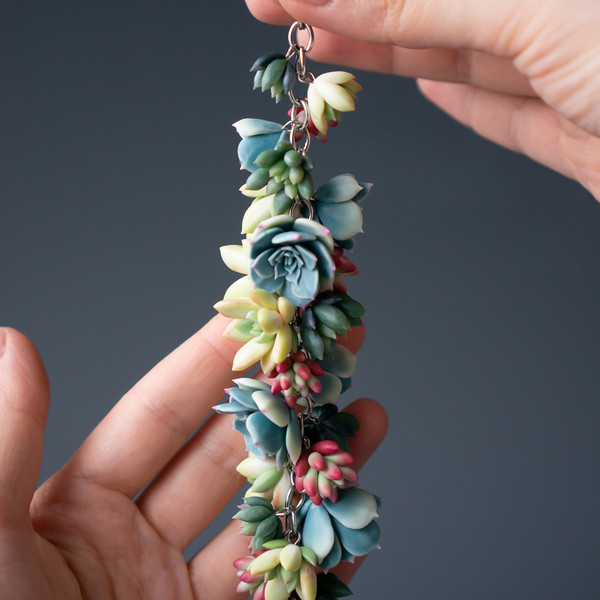 7_echeveria_abalone_succulent_bracelet-handmade-jewelry-by-fly-bunny-studio.jpg