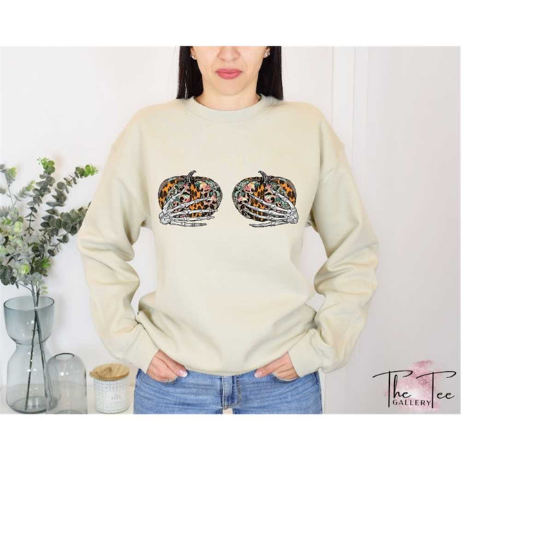 MR-2102023172426-leopard-pumpkin-sweatshirt-cute-halloween-sweater-pumpkin-image-1.jpg