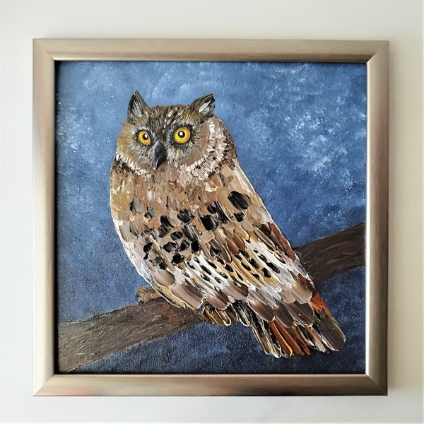 Owl-bird-palette-knife-painting-on-canvas-board-in-frame.jpg