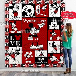 personalized mickey mouse quilt blanket, mickey mouse fleece blanket, mickey mouse birthday gifts, christmas gift for ki
