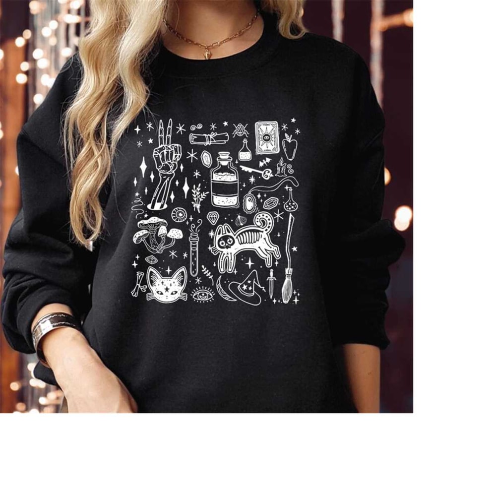 MR-310202392848-sweatshirt-1877-halloween-little-things-doodle-thanksgiving-black-white-logo-swt.jpg