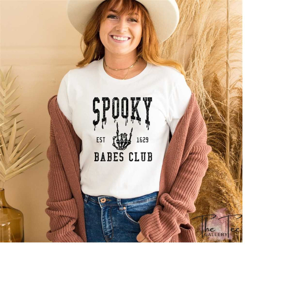 MR-3102023103856-spooky-babes-club-shirt-halloween-skeleton-skeleton-hand-image-1.jpg
