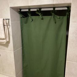 Green hemp curtain
