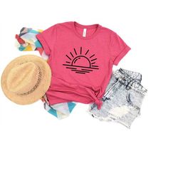 women sunshine shirt, rising sun shirt, summer t-shirt, casual tee for a beachy vibe, sunset tee for a scenic view, suns