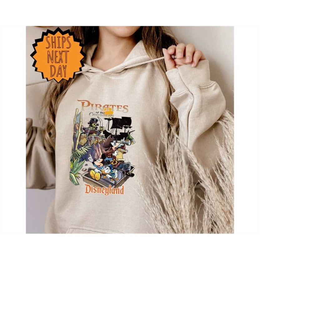 MR-410202310493-vintage-pirates-of-the-caribbean-disneyland-hoodie-disneyland-image-1.jpg