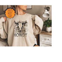 howdy sweatshirt, western sweater, southern sweater, country sweater,texas sweater,retro sweater,cowboy sweater,boho swe