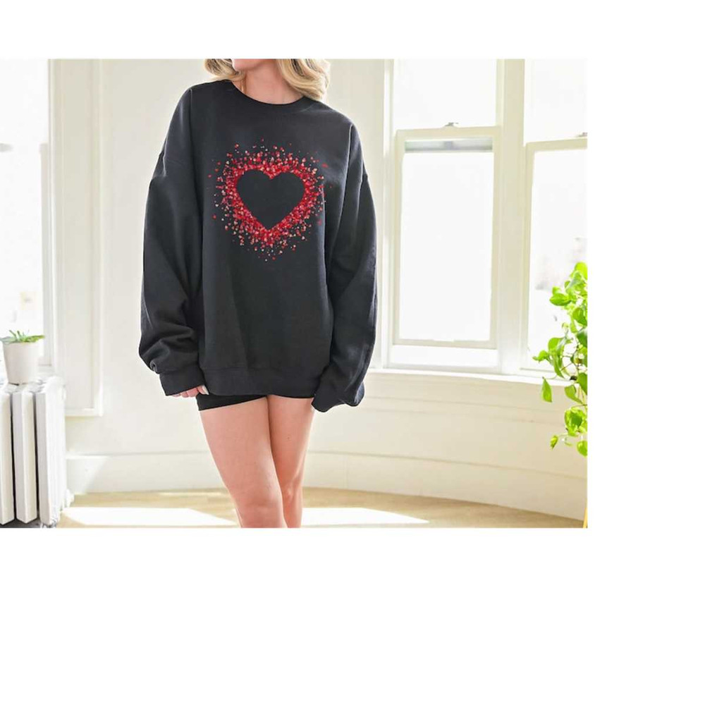 MR-4102023154119-valentines-day-heart-sweatshirt-love-heart-shirt-valentines-black.jpg