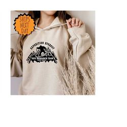 expedition everest animal kingdom hoodie, family yeti disney matching hoodie, disney world hoodie, disneyland vacation t