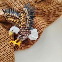 Bird brooch, eagle brooch jewelry, handmade beaded brooch, gift  for girlfriend, statement brooch pin