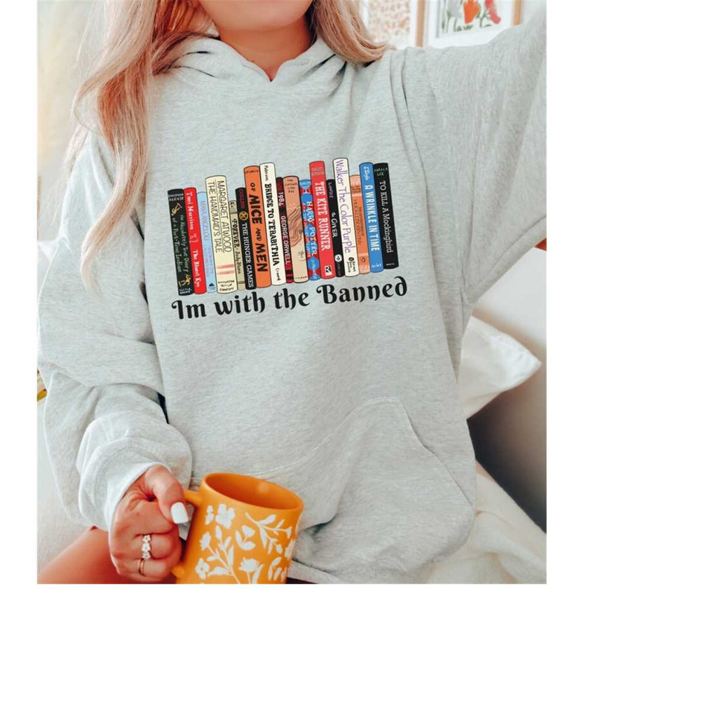 MR-5102023143951-im-with-the-banned-hoodie-banned-books-tee-reading-image-1.jpg