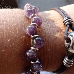 Amethyst bead bracelet