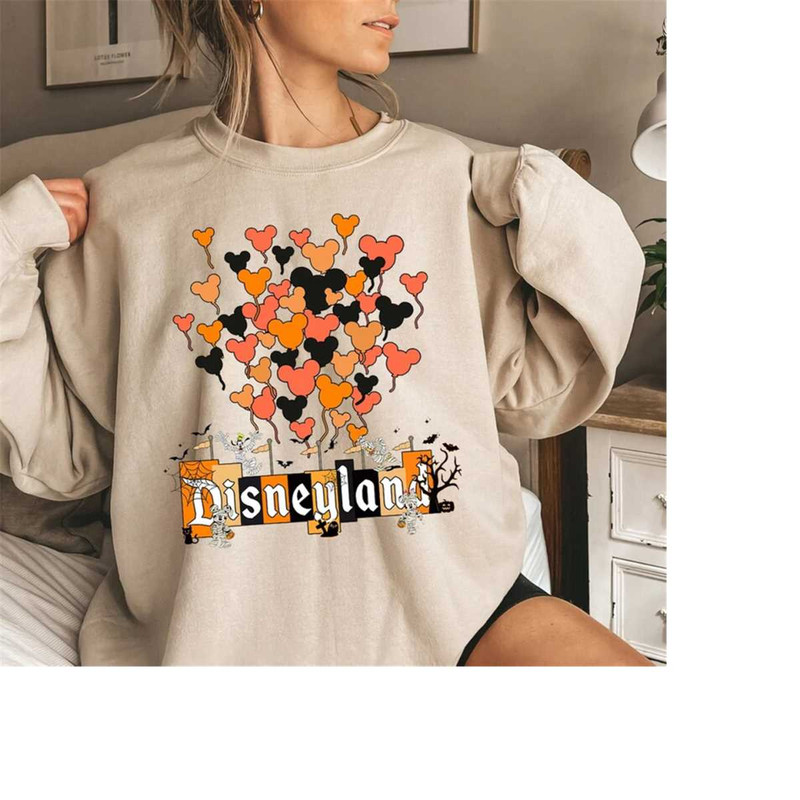 MR-6102023144545-disneyland-halloween-balloons-sweatshirt-mickey-and-friends-image-1.jpg