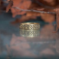 Futhark Rune ring in brass. Pagan handcrafted jewelry. Traditional Viking design. Scandinavian Man accessory.