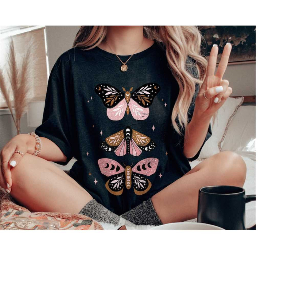 MR-710202391546-boho-butterfly-shirt-pink-butterfly-womens-tshirt-gift-dark-grey-heather.jpg
