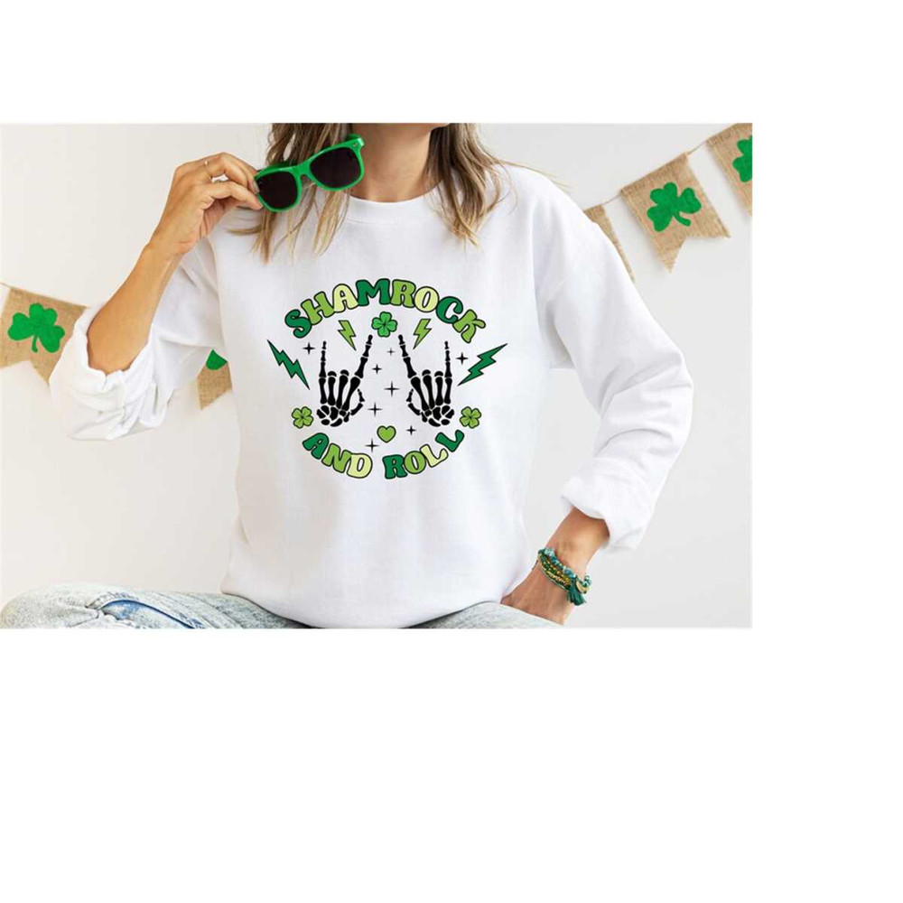 MR-7102023102741-st-patricks-sweatshirt-saint-patricks-shirt-image-1.jpg