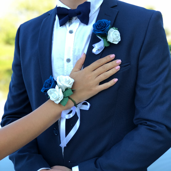 1 corsage and boutonniere set.jpg