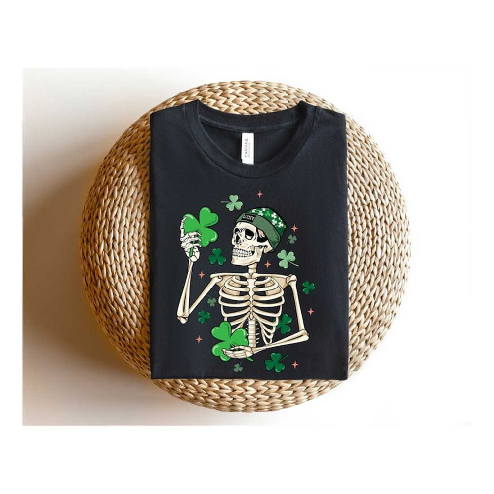 MR-9102023152420-st-patricks-day-t-shirt-st-pattys-skeleton-image-1.jpg