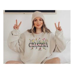 floral custom grandma shirt, grandma's garden shirt, grandkids name shirt, gift for nana mimi shirt with grandkids perso