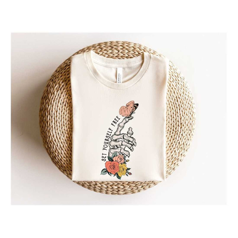 MR-9102023154550-set-yourself-free-shirt-floral-skeleton-hand-t-shirt-image-1.jpg