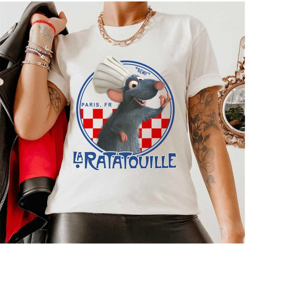 MR-9102023162618-disney-ratatouille-remy-chef-hat-portrait-graphic-tee-shirt-image-1.jpg