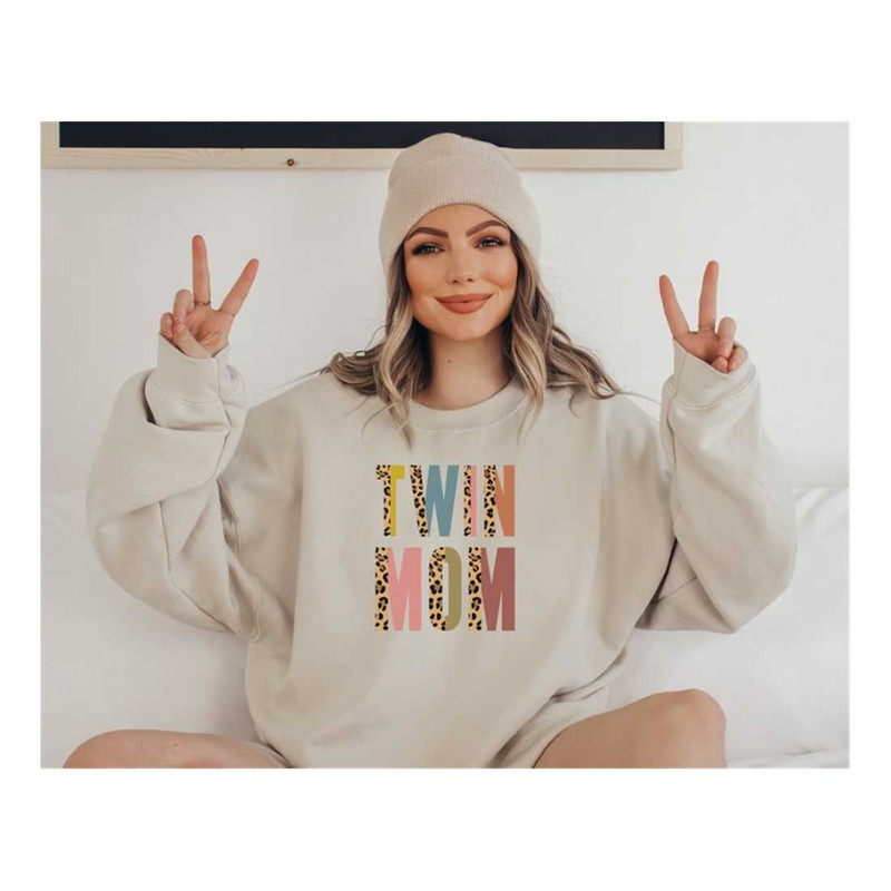 MR-9102023164859-twin-mom-crewneck-twin-mom-t-shirt-win-mama-shirt-twin-mama-image-1.jpg