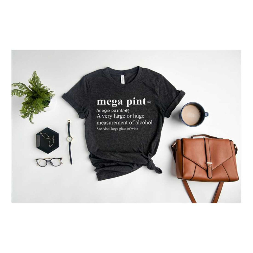 MR-9102023232350-mega-pint-shirt-johnny-depp-hearsay-brewing-company-home-of-image-1.jpg