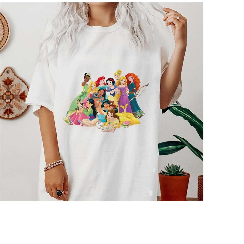 MR-1010202374953-disney-princess-group-snow-white-cinderella-aurora-ariel-belle-image-1.jpg