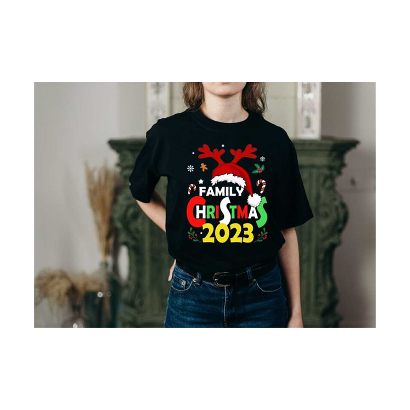 MR-101020238946-family-christmas-2022-png-matching-santa-christmas-crew-png-image-1.jpg