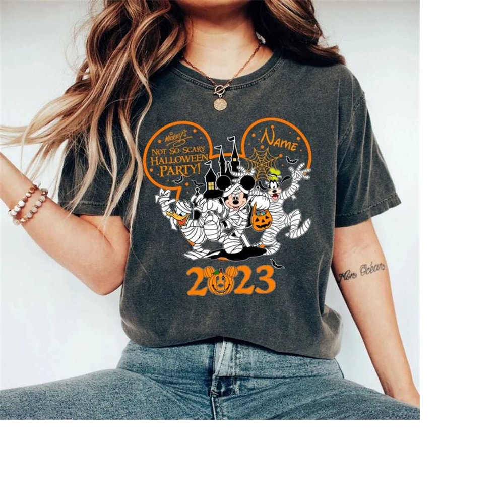 MR-1010202381255-comfort-color-mickeys-not-so-scary-halloween-shirt-disney-image-1.jpg