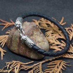 Bears bracelet, Sterling silver and leather, Animal lover gift, Unique jewelry, Made to Order