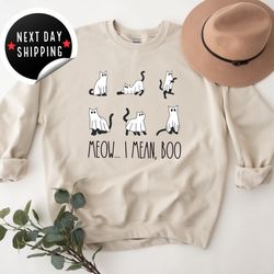 halloween cat sweatshirt,meowi mean boo,cat sweatshirt,halloween ghost hoodie, halloween cat tee,halloween cat lover gif