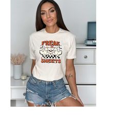 freak in the sheets, casper shirts, perfect gifts for halloween, halloween crewneck, funny halloween movie, freak casper