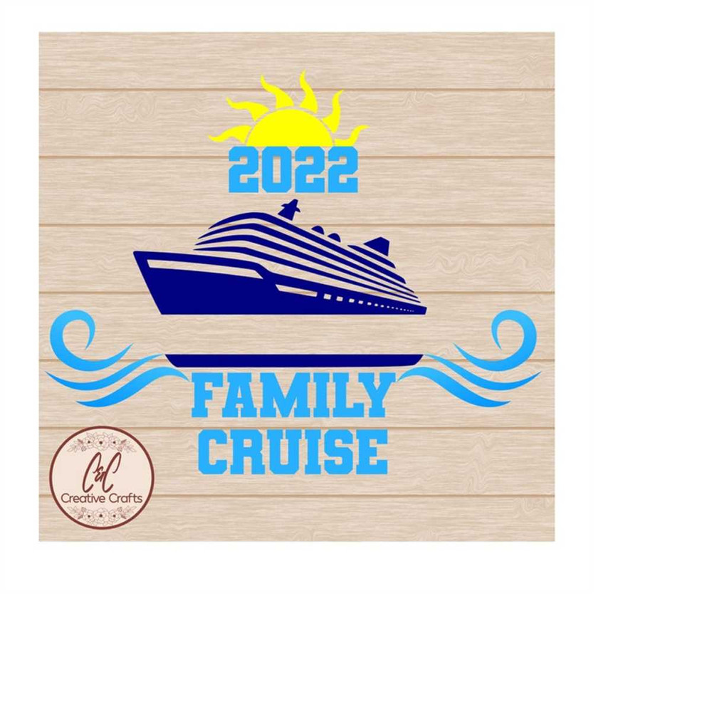 MR-11102023181923-family-cruise-2022-cruise-svg-split-monogram-family-image-1.jpg