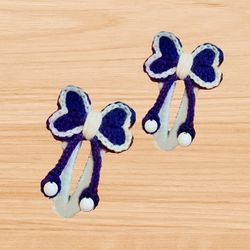 a crochet bow hair clip