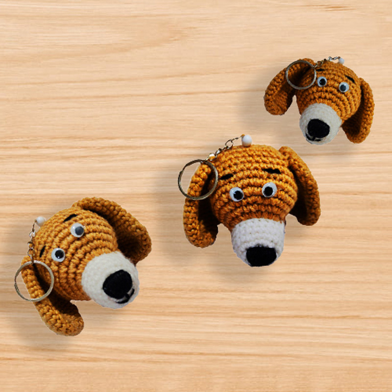a crochet dog keychain pattern