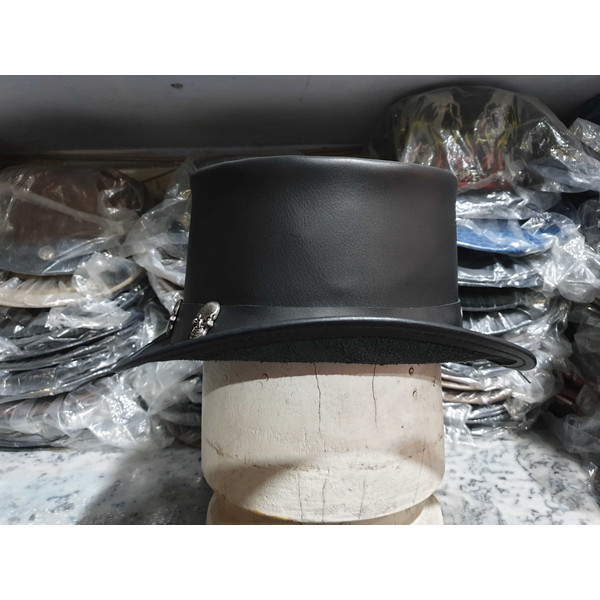 Tri Skull Band Black Leather Top Hat (6).jpg