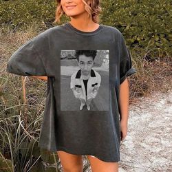 funny nick jonas t-shirt , jonas brothers shirt, vintage jonas brothers shirt, five albums one night tour shirt, jonas b