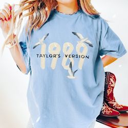 1989 seagull shirt, 1989 era crewneck, taylors version merch 1989 blue crewneck in my, 1989 era taylor swiftie merch gif